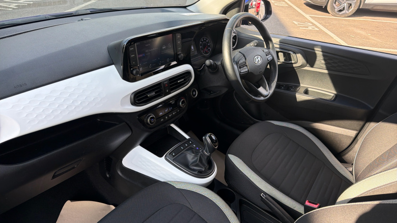 Hyundai i10 1.2 MPi Premium 5dr Auto Petrol Hatchback